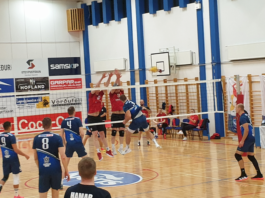 Auðveldur sigur í fyrsta heimaleik